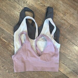 3 Cute Ribbed V-Neck Sports Bras